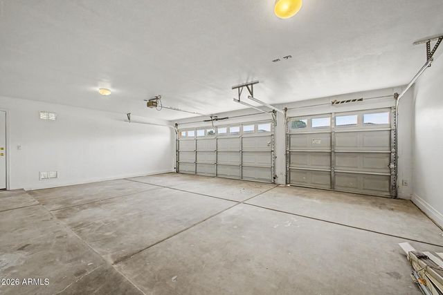8340 W STELLA Way, Glendale, AZ 85305
