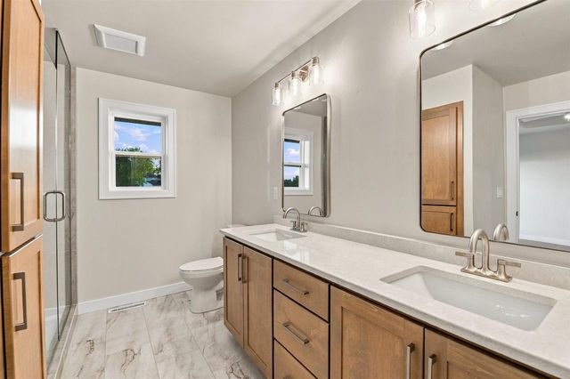 2782 STELOR DRIVE, Green Bay, WI 54311