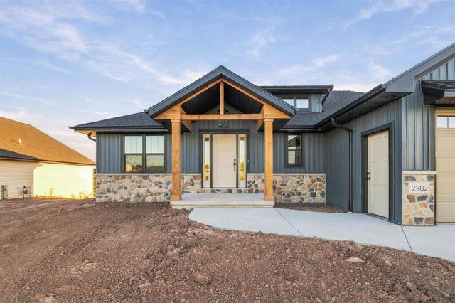 2782 STELOR DRIVE, Green Bay, WI 54311