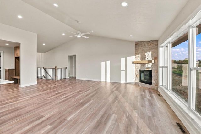 2782 STELOR DRIVE, Green Bay, WI 54311