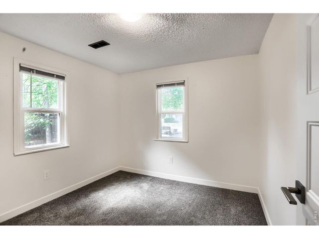 1041 Pratt St, Longmont, CO 80501
