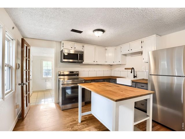 1041 Pratt St, Longmont, CO 80501