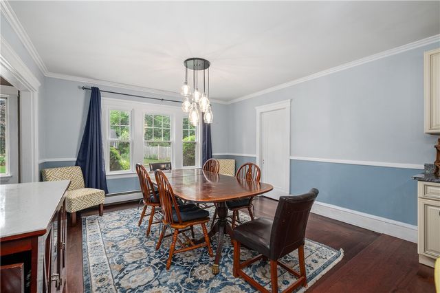 60 White Parkway, North Smithfield, RI 02896