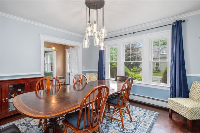 60 White Parkway, North Smithfield, RI 02896