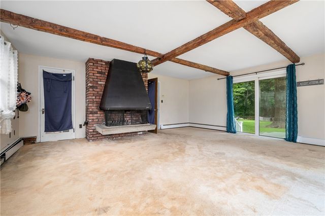 60 White Parkway, North Smithfield, RI 02896