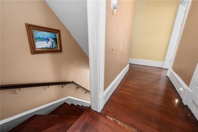 60 White Parkway, North Smithfield, RI 02896