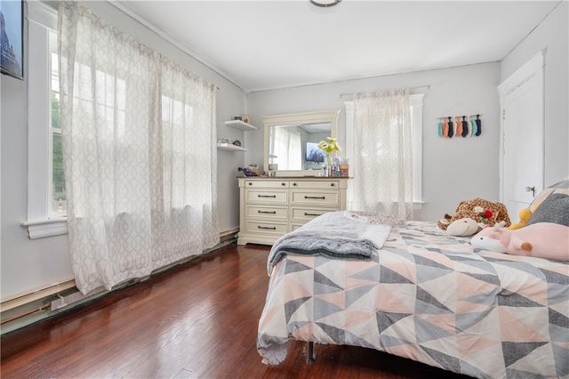 60 White Parkway, North Smithfield, RI 02896