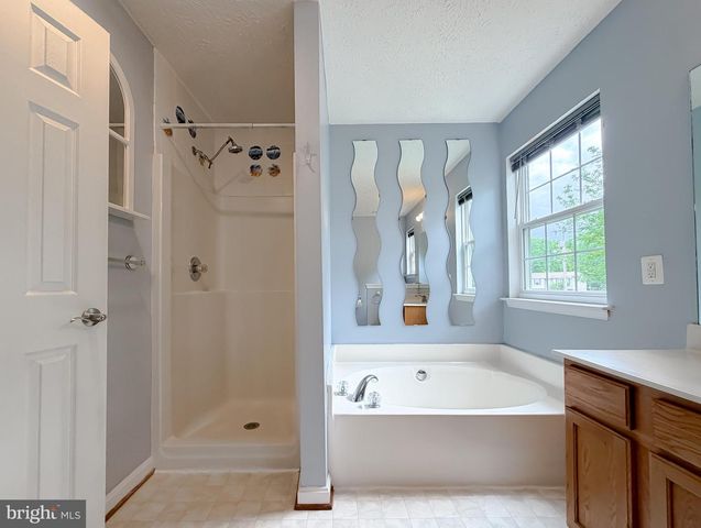 23801 MCINTOSH RD, Hollywood, MD 20636