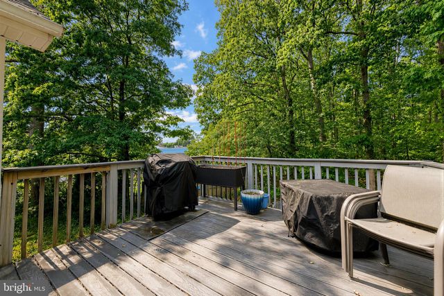 23801 MCINTOSH RD, Hollywood, MD 20636