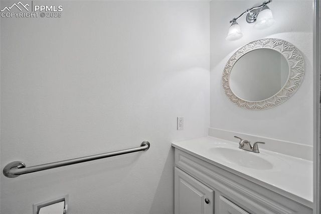 2520 Hamlet Lane A, Colorado Springs, CO 80918