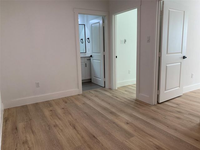 9026 Scott Street, Houston, TX 77051