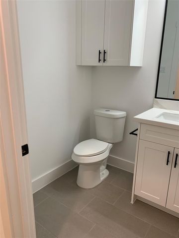 9026 Scott Street, Houston, TX 77051