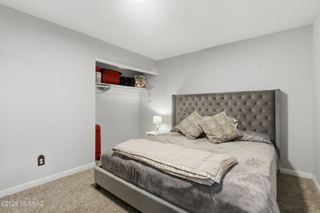 7105 E Chorro Ci Circle E, Tucson, AZ 85715