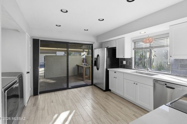 7105 E Chorro Ci Circle E, Tucson, AZ 85715