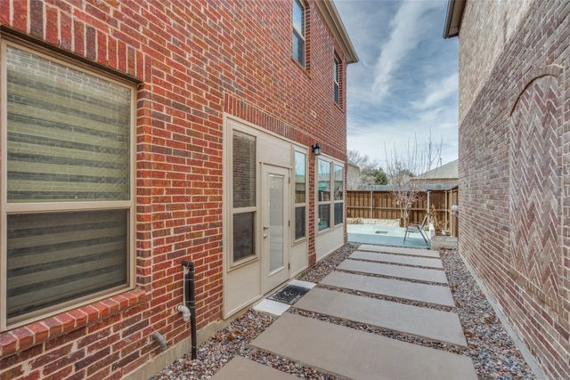 8763 Portola Drive, Frisco, TX 75035