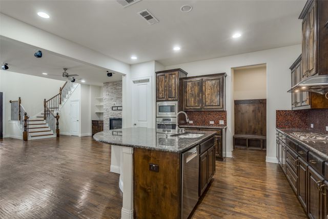 8763 Portola Drive, Frisco, TX 75035