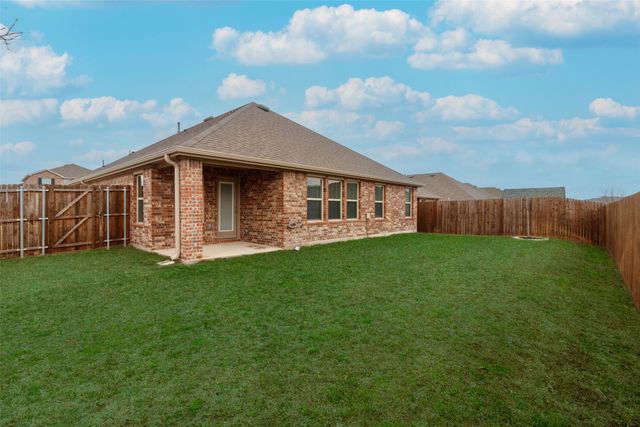 903 Feldspar Way, Princeton, TX 75407
