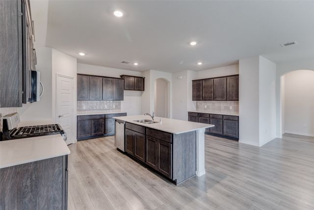 903 Feldspar Way, Princeton, TX 75407