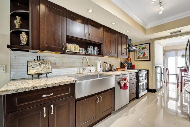 403 Dunwoody Lane 38, Hollywood, FL 33021