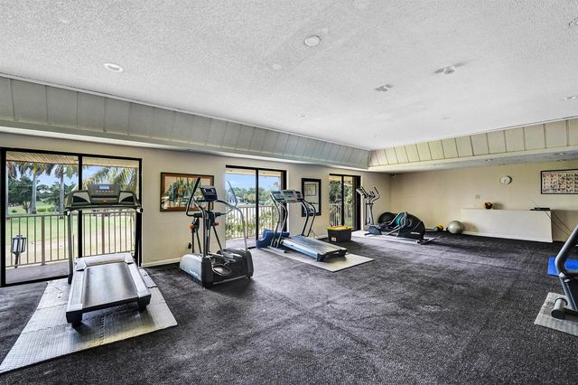 403 Dunwoody Lane 38, Hollywood, FL 33021