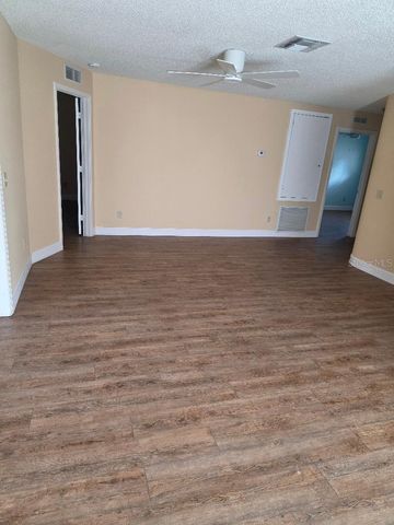 9028 SW 91ST CIRCLE, Ocala, FL 34481