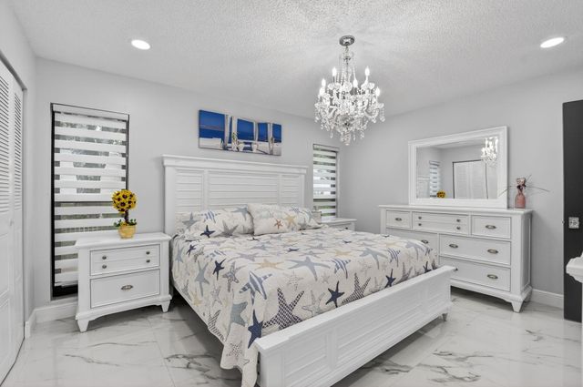 1686 SW 19th Avenue, Deerfield Beach, FL 33442