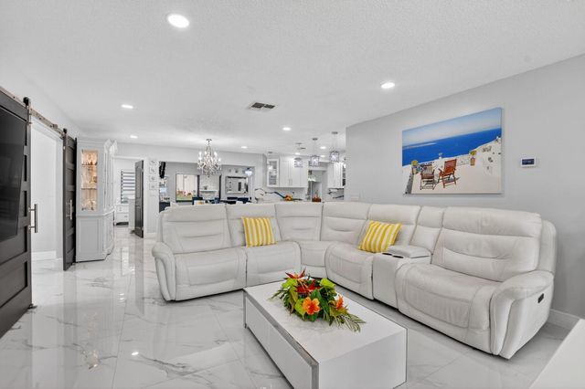 1686 SW 19th Avenue, Deerfield Beach, FL 33442