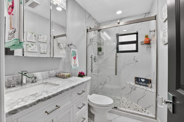 1686 SW 19th Avenue, Deerfield Beach, FL 33442