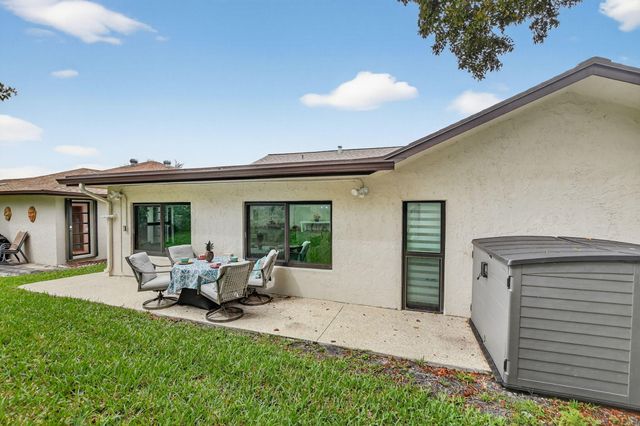 1686 SW 19th Avenue, Deerfield Beach, FL 33442