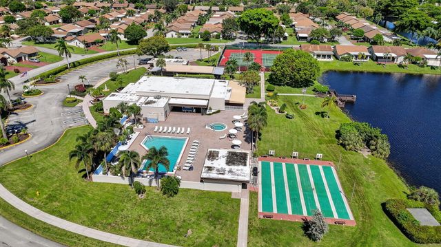 1686 SW 19th Avenue, Deerfield Beach, FL 33442