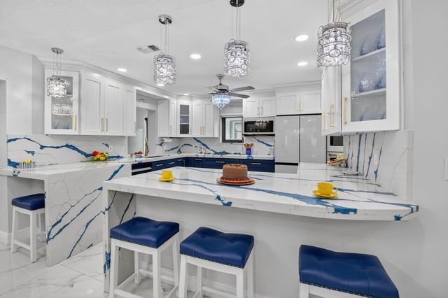 1686 SW 19th Avenue, Deerfield Beach, FL 33442