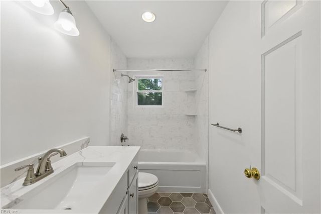 4328 Thoroughgood DR, Virginia Beach, VA 23455