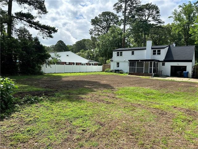 4328 Thoroughgood DR, Virginia Beach, VA 23455