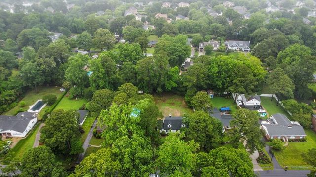 4328 Thoroughgood DR, Virginia Beach, VA 23455