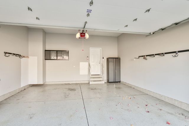 6 Sugar Maple Court, Lake In The Hills, IL 60156