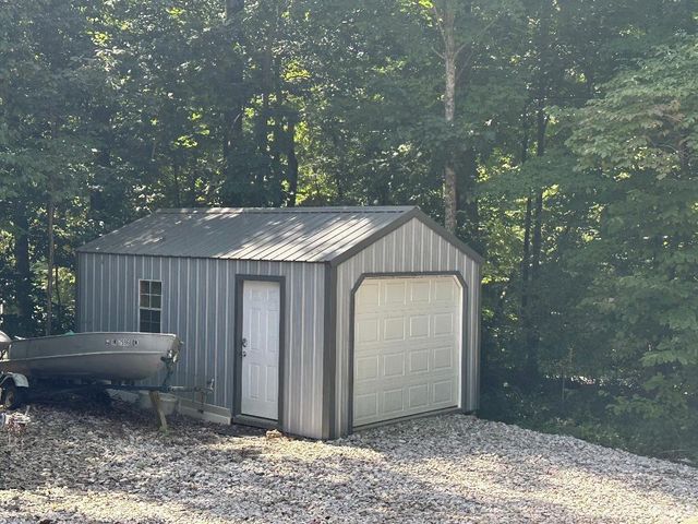 288 Concord Road, Spencer, IN 47460