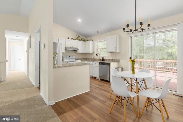 43 CHERRY LAUREL DR, Fredericksburg, VA 22405