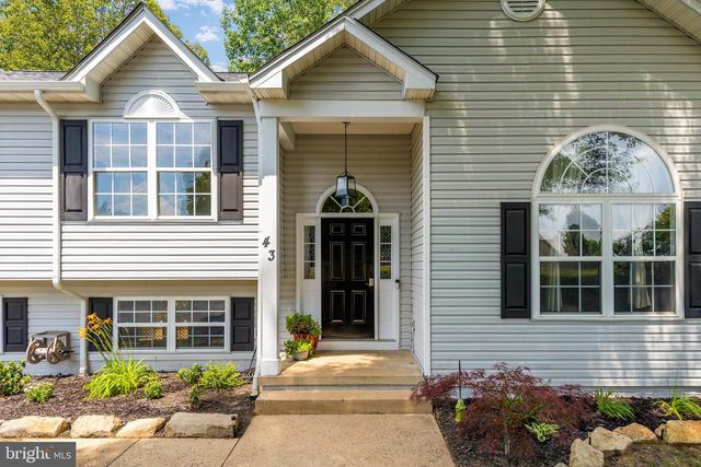 43 CHERRY LAUREL DR, Fredericksburg, VA 22405