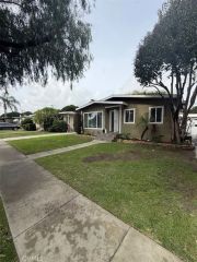 5943 E Adderley B, Long Beach, CA 90808