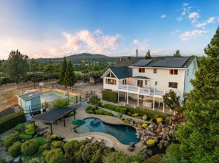 3400 Woodleigh Ln, Cameron Park, CA 95682