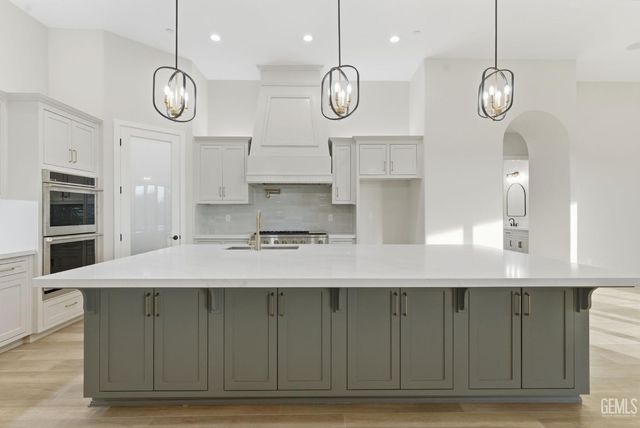 8023 Immaculate, Bakersfield, CA 93313