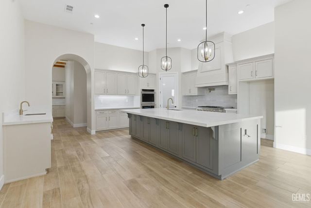 8023 Immaculate, Bakersfield, CA 93313