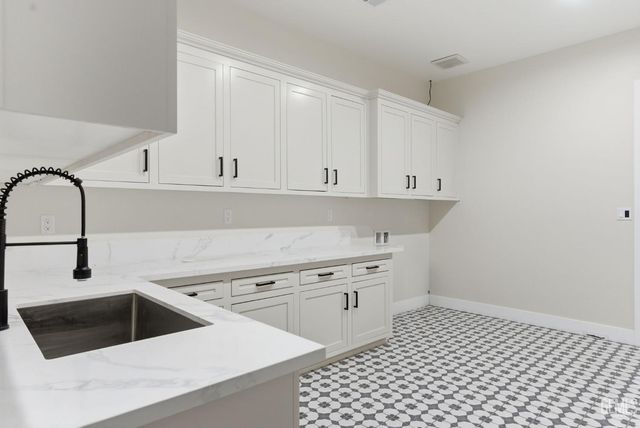 8023 Immaculate, Bakersfield, CA 93313