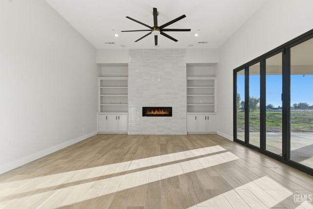 8023 Immaculate, Bakersfield, CA 93313