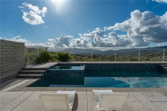 26056 Ohara Lane, Stevenson Ranch, CA 91381