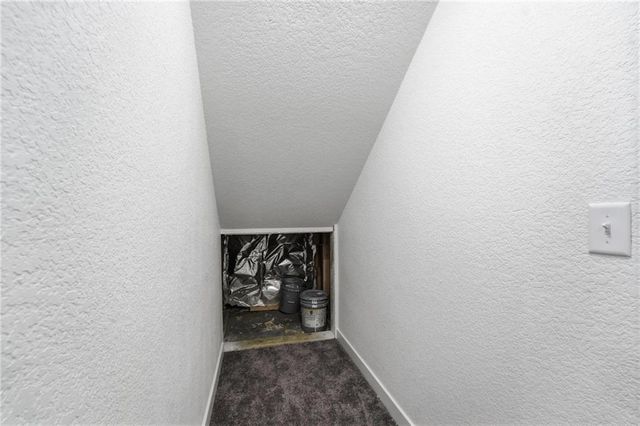 18304 W 166th Street, Olathe, KS 66062