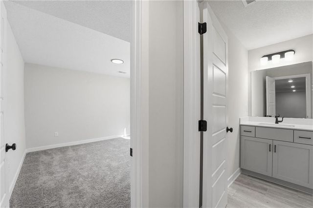 18304 W 166th Street, Olathe, KS 66062