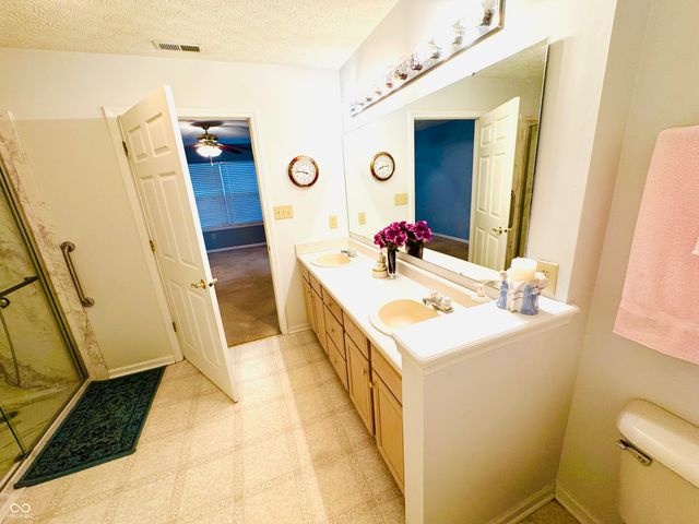 1146 Nanwich Court, Indianapolis, IN 46217