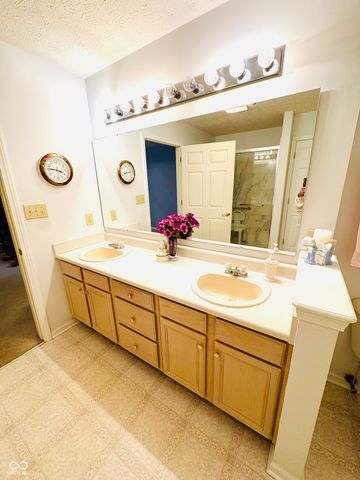 1146 Nanwich Court, Indianapolis, IN 46217