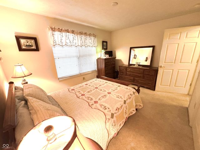 1146 Nanwich Court, Indianapolis, IN 46217